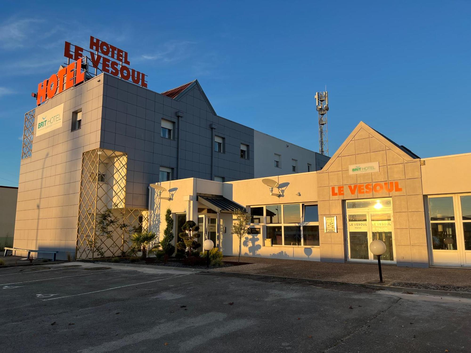 Brit Hotel Le Vesoul Exterior foto